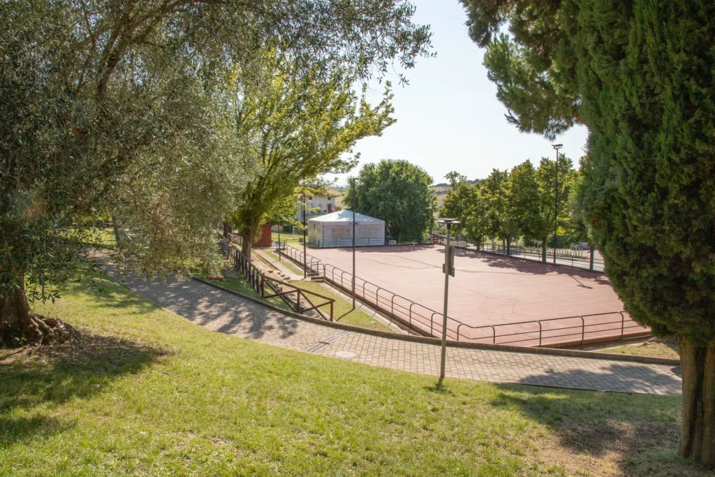 Parco delle Fonti, Corinaldo Bandiera Arancione Touring Club, Marche — estate