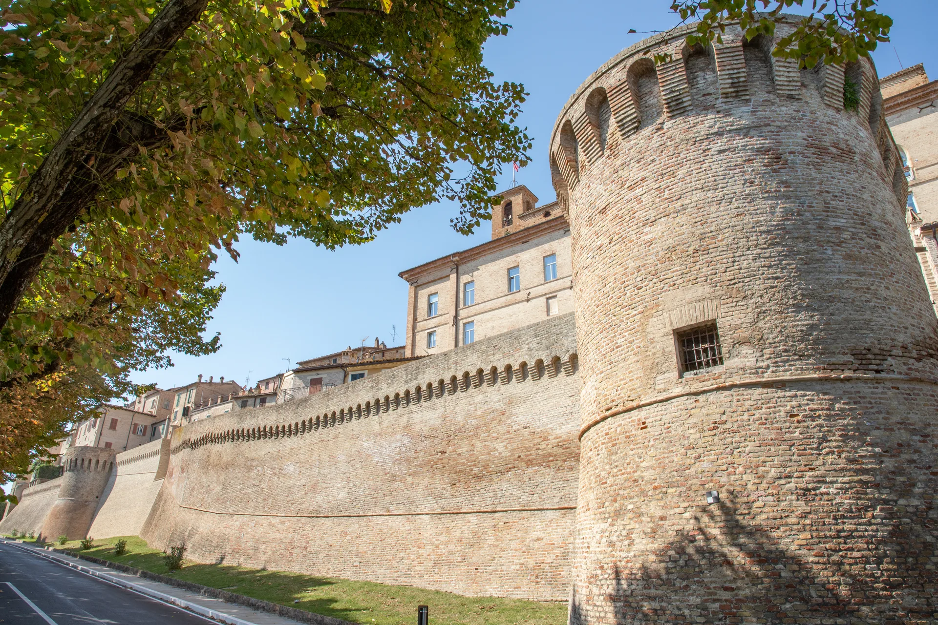 Scorci | Corinaldo Scorci, Corinaldo tra i Borghi più Belli d'Italia, Marche — estate