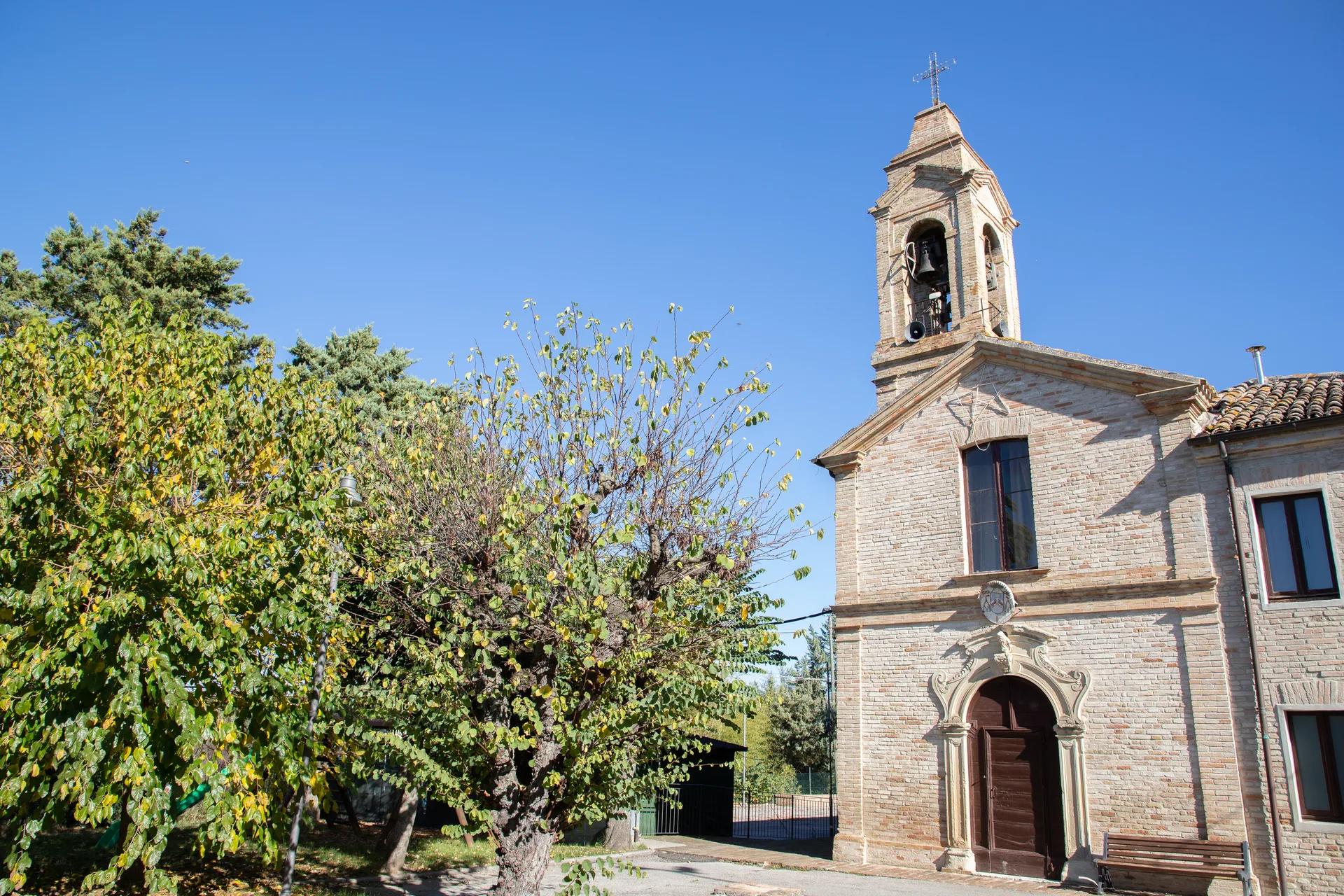 Santa Maria in Portuno, Corinaldo tra i Borghi più Belli d'Italia, Marche — autunno