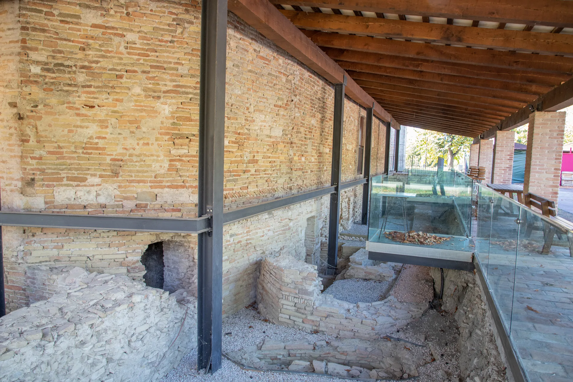 Santa Maria in Portuno, Corinaldo tra i Borghi più Belli d'Italia, Marche — autunno