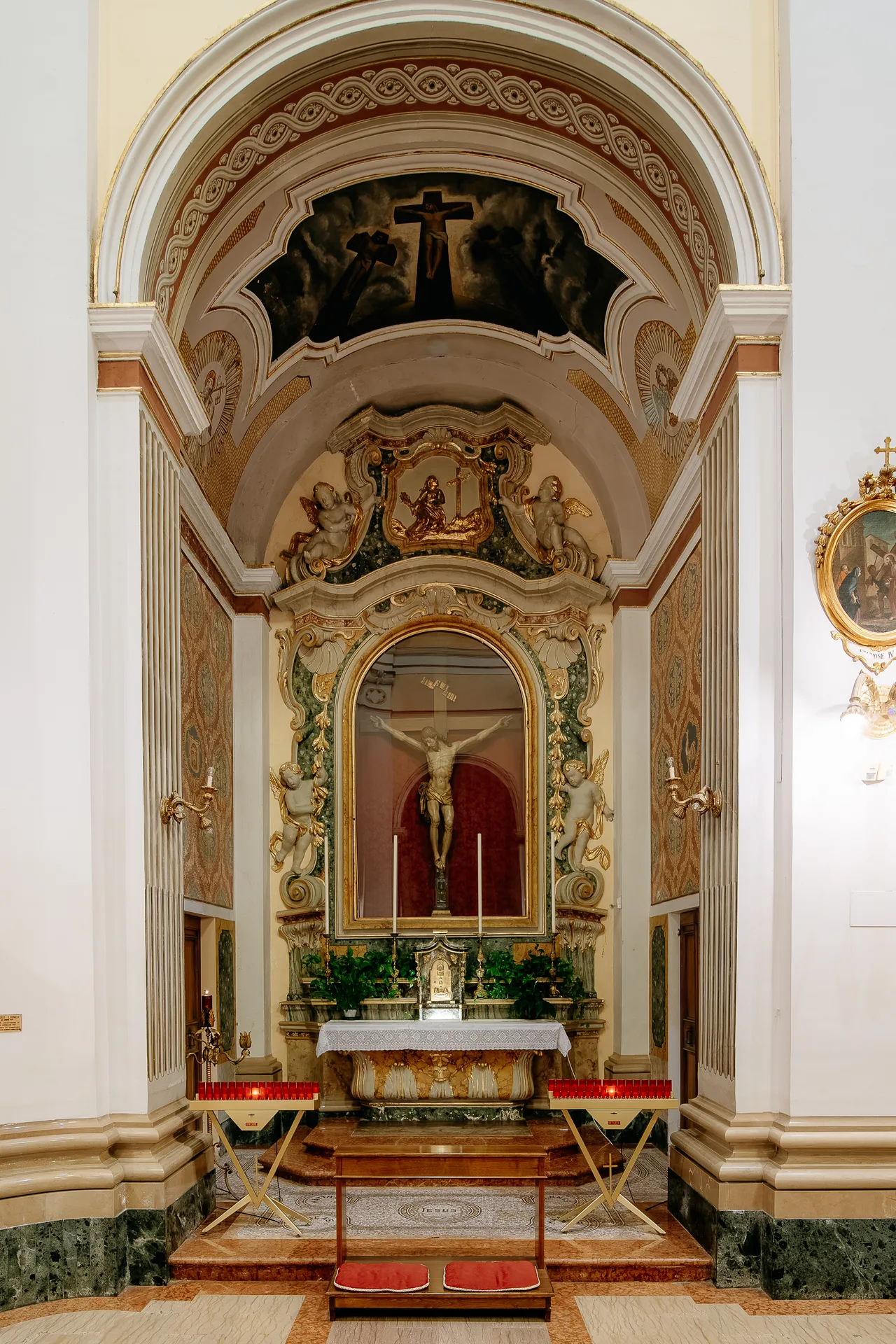 Chiesa di San Francesco, Corinaldo tra i Borghi più Belli d'Italia, Marche — autunno
