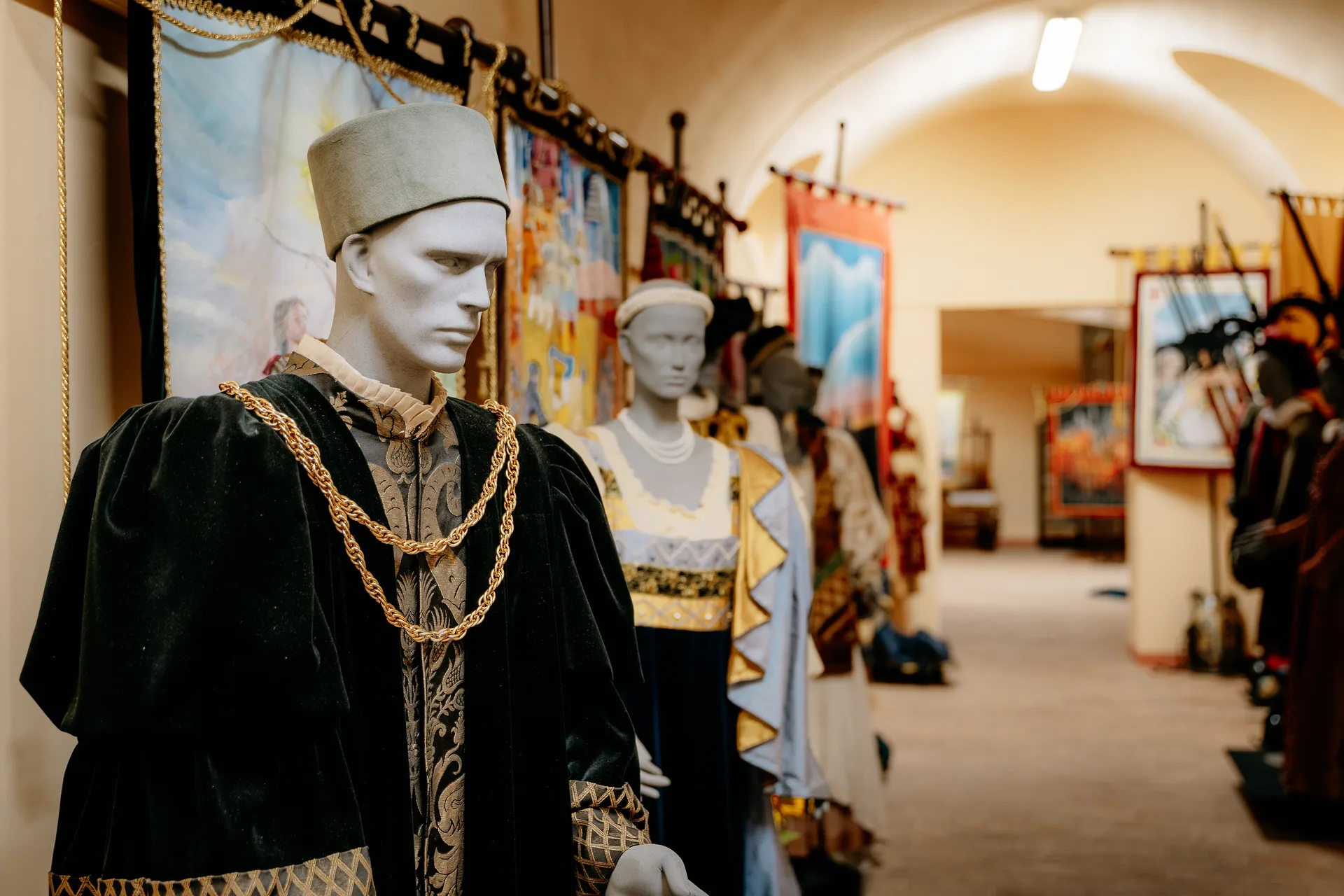 Sala del Costume, patrimonio di Corinaldo tra i Borghi più Belli d'Italia, Marche