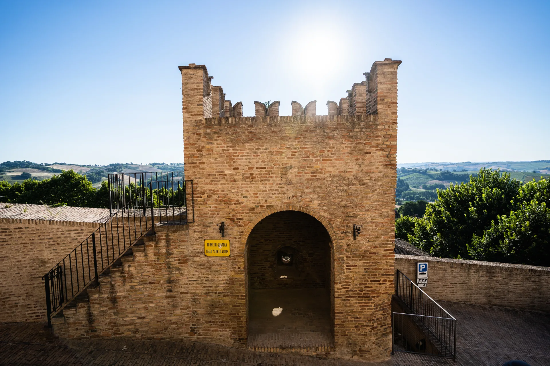 Cinta muraria medievale | Corinaldo Cinta muraria medievale, Corinaldo tra i Borghi più Belli d'Italia, Marche — estate